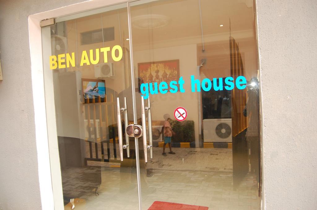 Ben Auto Hotel Lagos Esterno foto